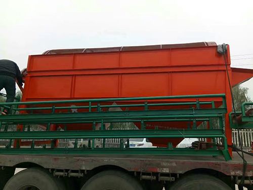 有機肥生產(chǎn)線裝車完畢圖6