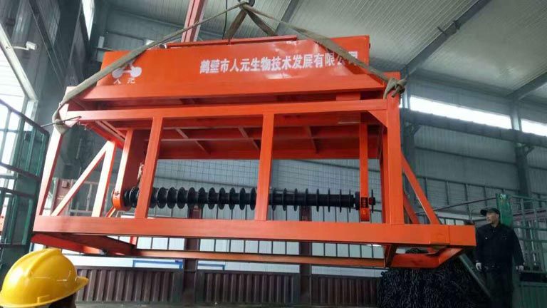 人元生物有機(jī)肥設(shè)備裝車(chē)組圖