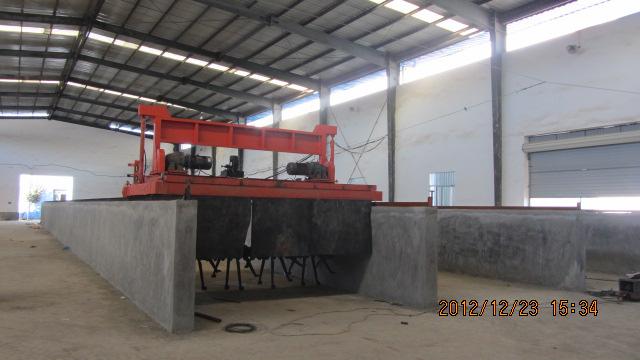 有機肥生產(chǎn)線-設(shè)備翻堆機廠家