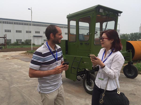 有機(jī)肥翻堆機(jī)應(yīng)該怎么選擇 有機(jī)肥翻堆機(jī)應(yīng)該怎么選擇