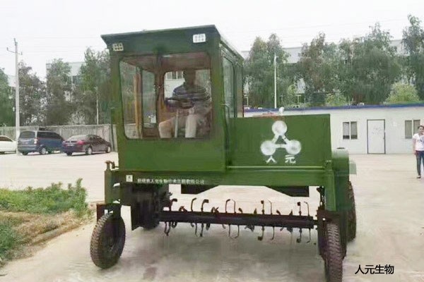 有機(jī)肥發(fā)酵翻堆機(jī)、翻耙機(jī)設(shè)備怎么樣？好用嗎？